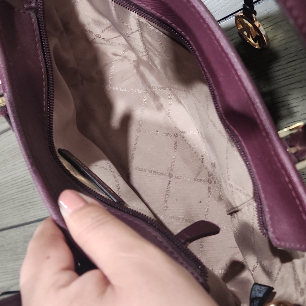 Michael Kors Purple Signature Bag - Picture 6 of 11